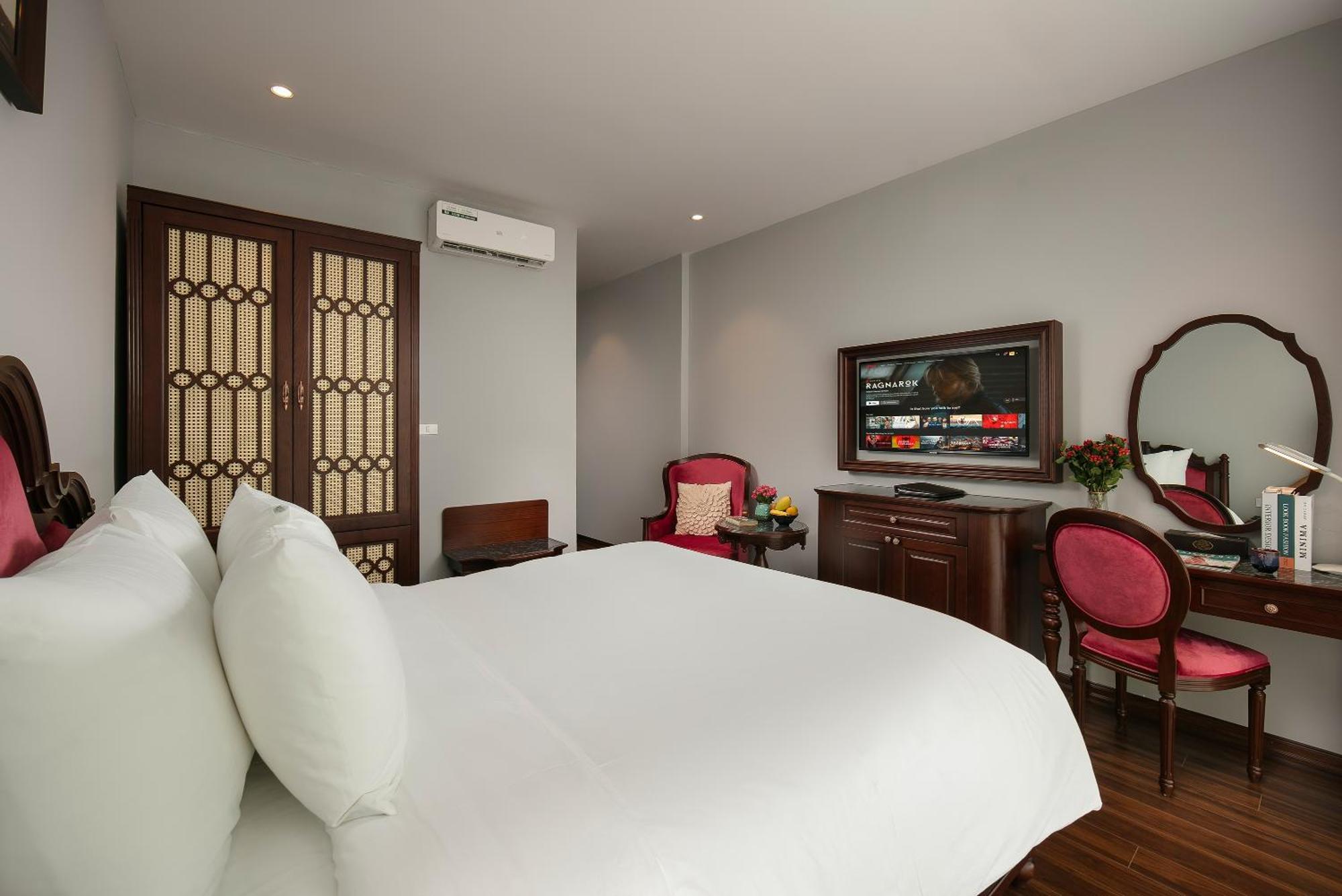 Serene 4* Hanoi