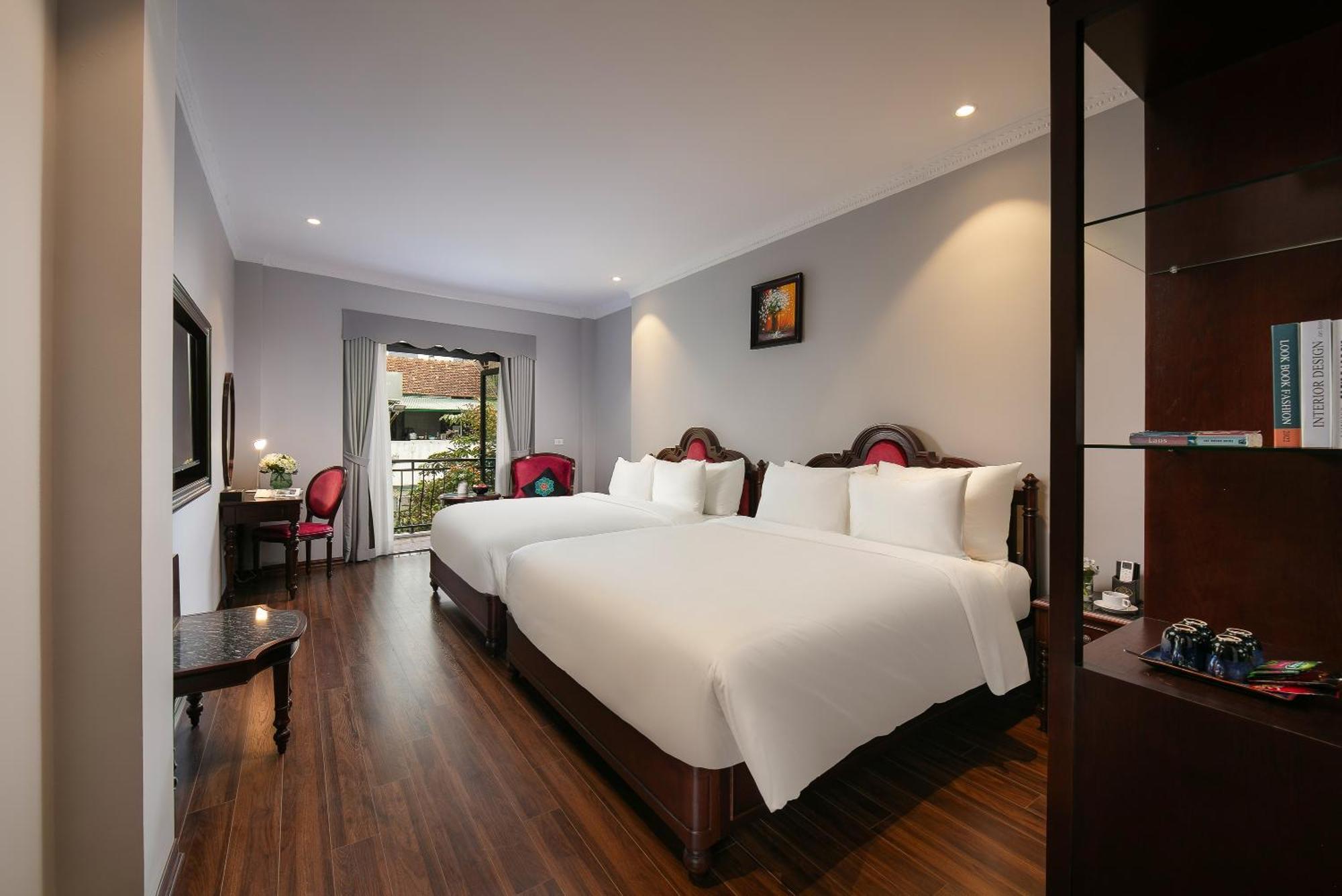 Hotel Serene 4*