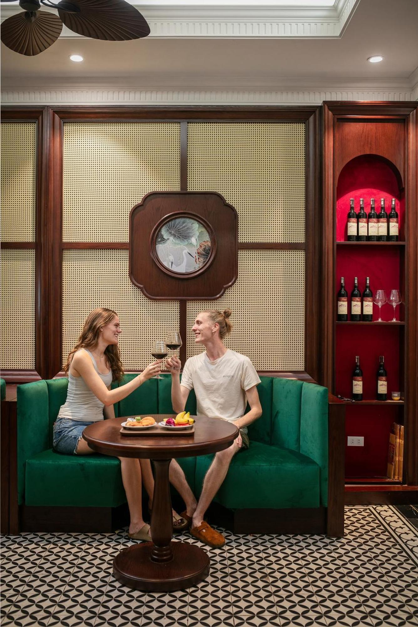 Serene 4* Hanoi