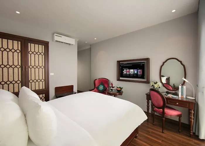Serene Central Hotel
