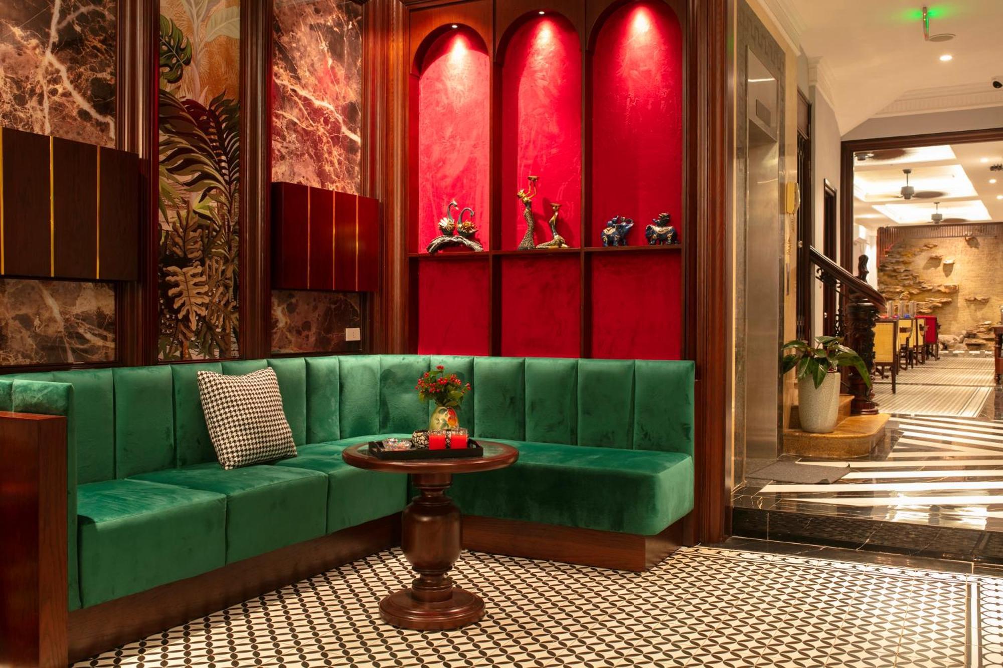 Serene Hotel